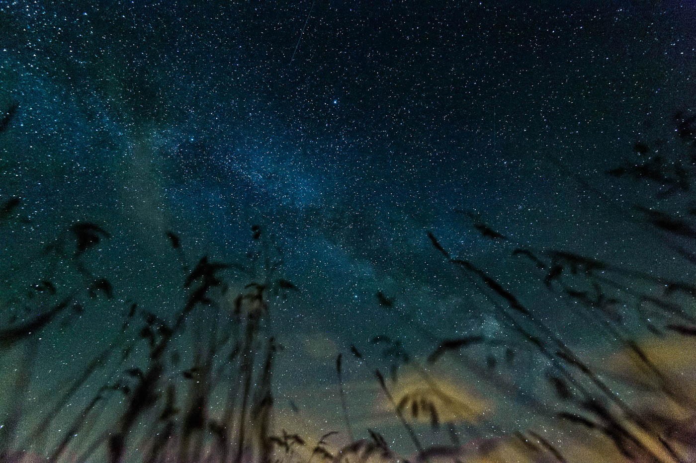 Balmazújváros, 2015. július 13. A Tejút fényes sávja látható a Hortobágy feletti égbolton Balmazújváros térségéből fotózva 2015. július 12-én este. MTI Fotó: Czeglédi Zsolt